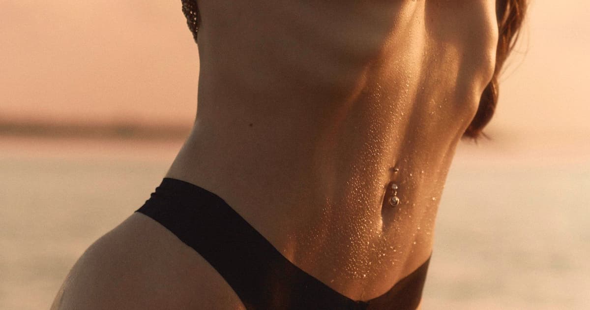 Flying After Breast Augmentation: Cabin Pressure Is Not the Risk, Day 5 to 7 Is the Date