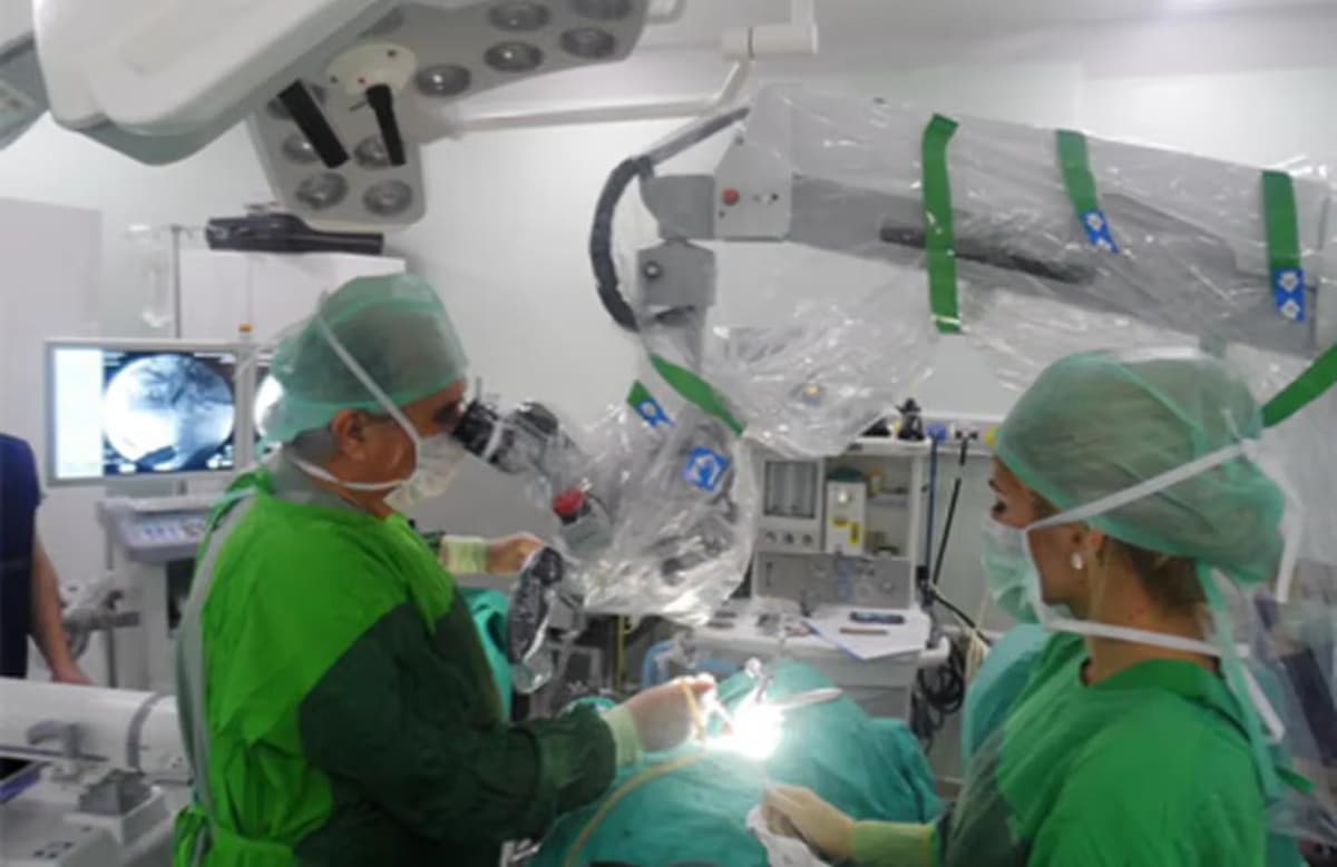 Recensioni False nel Turismo Medico: Come Riconoscerle e Trovare Vere